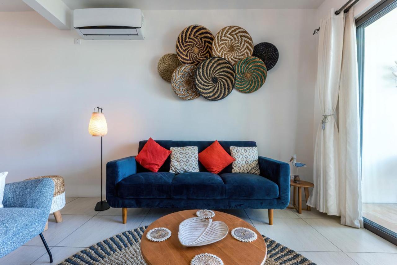 West Wood Holiday Apartment, C6 - Flic En Flac With Pool At A Quiet Location, Beautifully Decorated And Close To The Beach Eksteriør bilde