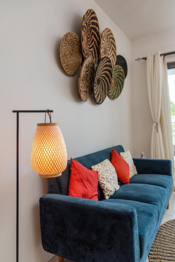 West Wood Holiday Apartment, C6 - Flic En Flac With Pool At A Quiet Location, Beautifully Decorated And Close To The Beach Eksteriør bilde