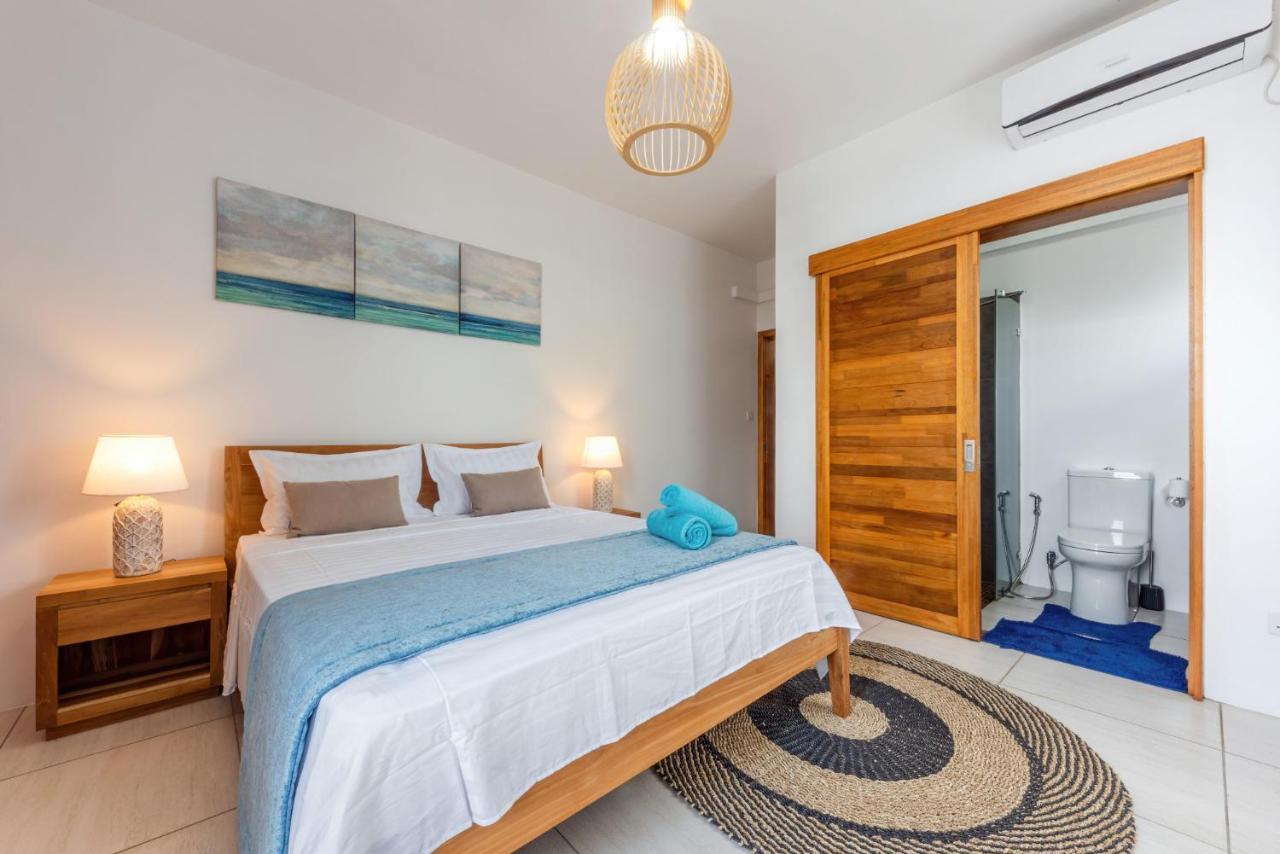 West Wood Holiday Apartment, C6 - Flic En Flac With Pool At A Quiet Location, Beautifully Decorated And Close To The Beach Eksteriør bilde