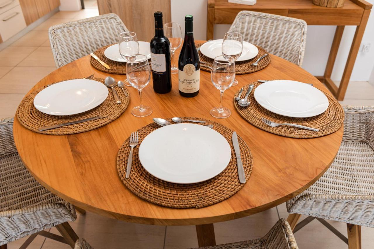 West Wood Holiday Apartment, C6 - Flic En Flac With Pool At A Quiet Location, Beautifully Decorated And Close To The Beach Eksteriør bilde